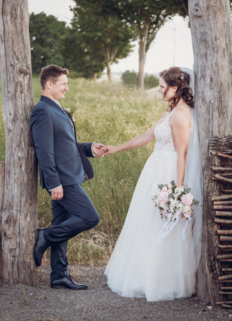 Brautpaarbilder und freie Trauungen in Northeim, Osterode und Göötingen mit Hochzeitsfotografin Anika Hellemann, professioneller Hochzeitsfotograf